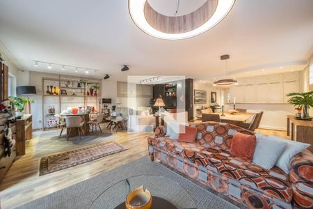 Casa à venda com 4 quartos, 430m² em Granja Julieta, São Paulo