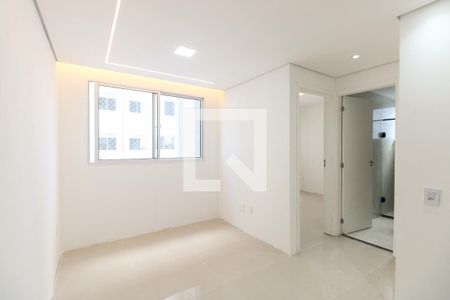 Sala  de apartamento para alugar com 2 quartos, 43m² em Vila Moreira, São Paulo