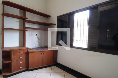 Sala de TV de apartamento para alugar com 5 quartos, 506m² em Santa Mônica, Uberlândia
