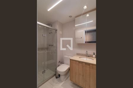 Banheiro de kitnet/studio para alugar com 1 quarto, 28m² em Pompeia, São Paulo