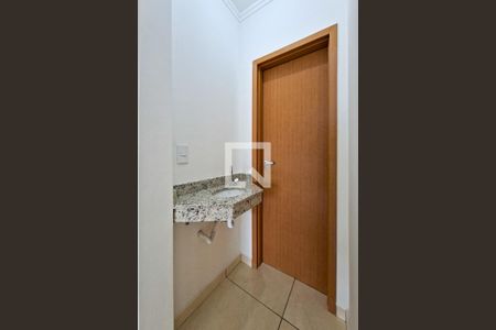 Lavabo de apartamento para alugar com 2 quartos, 81m² em Guilhermina, Praia Grande