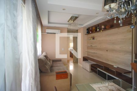 Sala de apartamento para alugar com 2 quartos, 67m² em Humaitá, Porto Alegre