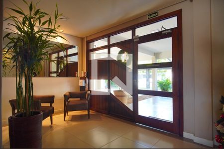 Hall de entrada de apartamento à venda com 2 quartos, 85m² em Pátria Nova, Novo Hamburgo
