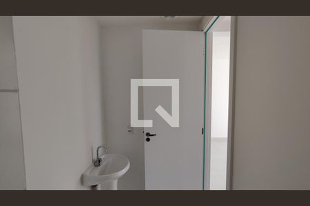 Banheiro de apartamento à venda com 2 quartos, 33m² em Itaquera, São Paulo