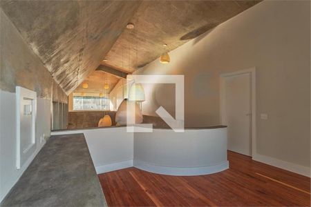 Casa à venda com 4 quartos, 610m² em Jardim Cordeiro, São Paulo