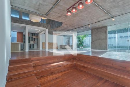 Casa à venda com 4 quartos, 610m² em Jardim Cordeiro, São Paulo