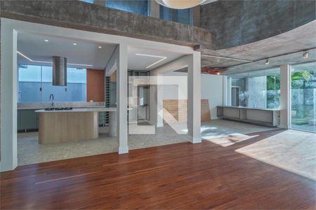 Casa à venda com 4 quartos, 610m² em Jardim Cordeiro, São Paulo