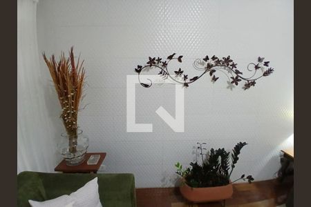 Casa à venda com 3 quartos, 165m² em Santa Paula, São Caetano do Sul