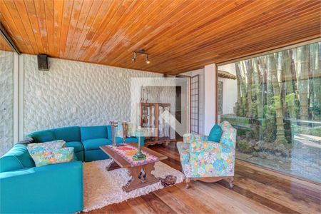 Casa de Condomínio à venda com 4 quartos, 500m² em Santo Amaro, São Paulo