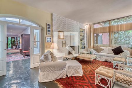 Casa à venda com 5 quartos, 800m² em Campo Belo, São Paulo