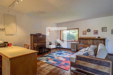 Casa à venda com 4 quartos, 337m² em Santo Amaro, São Paulo