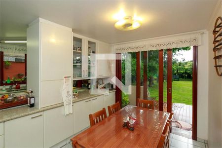 Casa à venda com 4 quartos, 578m² em Chácara Monte Alegre, São Paulo