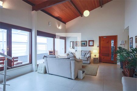 Casa à venda com 6 quartos, 1200m² em Jardim Cordeiro, São Paulo