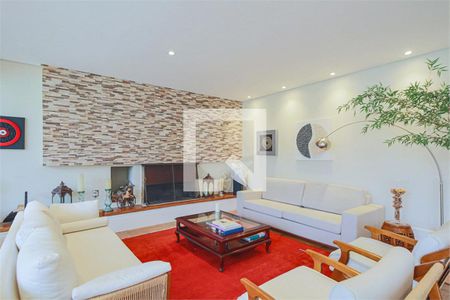 Casa à venda com 6 quartos, 1200m² em Jardim Cordeiro, São Paulo