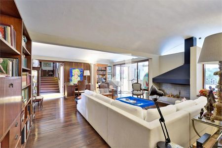 Casa à venda com 5 quartos, 509m² em Jardim Leonor, São Paulo