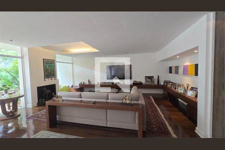 Casa à venda com 4 quartos, 682m² em Santo Amaro, São Paulo