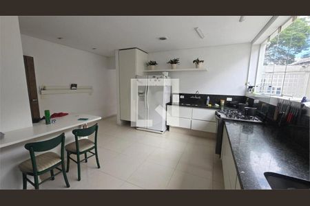 Casa à venda com 4 quartos, 682m² em Santo Amaro, São Paulo