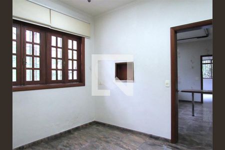 Casa à venda com 3 quartos, 598m² em Jardim Cordeiro, São Paulo