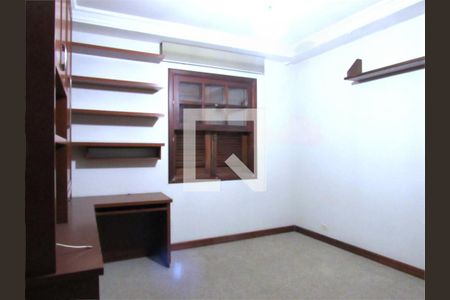 Casa à venda com 3 quartos, 598m² em Jardim Cordeiro, São Paulo