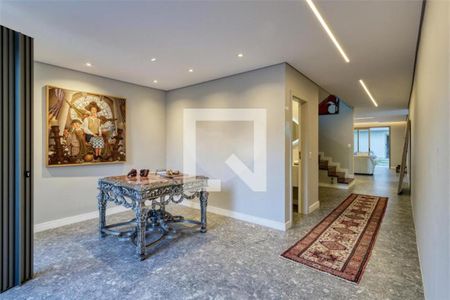 Casa à venda com 5 quartos, 500m² em Jardim Cordeiro, São Paulo