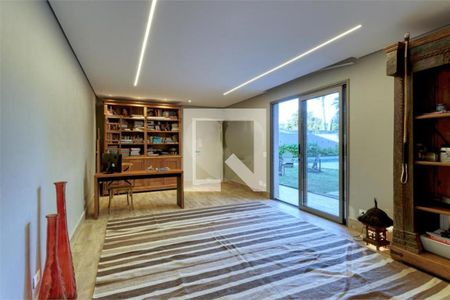 Casa à venda com 5 quartos, 500m² em Jardim Cordeiro, São Paulo