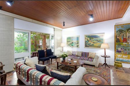 Casa à venda com 5 quartos, 543m² em Santo Amaro, São Paulo