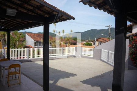 Casa à venda com 1 quarto, 150m² em Itaipu, Niterói