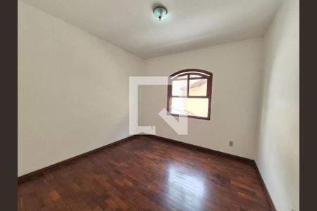 Casa à venda com 3 quartos, 204m² em Jardim Esmeralda, São Paulo