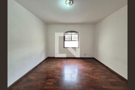 Casa à venda com 3 quartos, 204m² em Jardim Esmeralda, São Paulo