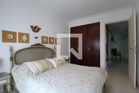 Quarto 1 de apartamento para alugar com 2 quartos, 99m² em Vila Uberabinha, São Paulo