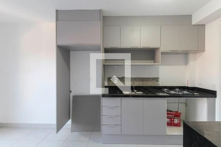 Sala/Cozinha de apartamento para alugar com 2 quartos, 40m² em Parque Sao Rafael, São Paulo