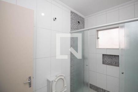 Banheiro da Suíte de casa para alugar com 5 quartos, 300m² em Parque Edu Chaves, São Paulo