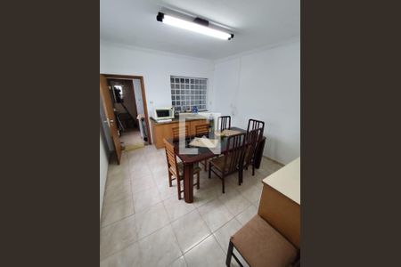 Casa à venda com 2 quartos, 116m² em Campestre, Santo André