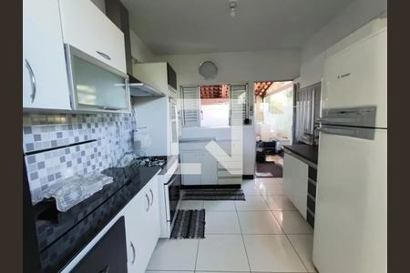 Casa para alugar com 4 quartos, 234m² em Padre Eustáquio, Belo Horizonte