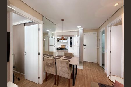 Sala de apartamento para alugar com 2 quartos, 33m² em Santo Amaro, São Paulo