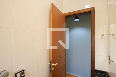 Lavabo de casa à venda com 3 quartos, 125m² em Chácara Seis de Outubro, São Paulo