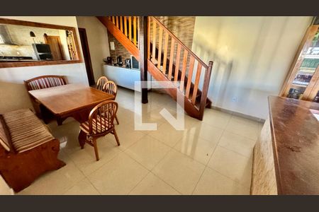 Sala de casa de condomínio para alugar com 4 quartos, 260m² em Vicente Pires, Brasília