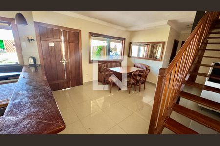 Sala de casa de condomínio para alugar com 4 quartos, 260m² em Vicente Pires, Brasília