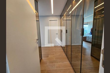 Closet da suíte 1 de apartamento à venda com 3 quartos, 166m² em Campo Belo, São Paulo