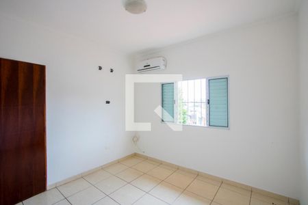 Quarto 1 - Suíte de casa para alugar com 2 quartos, 150m² em Jardim Irene, Santo André