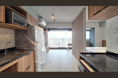 Sala/Cozinha/Área de serviço de apartamento para alugar com 1 quarto, 32m² em Pompeia, São Paulo