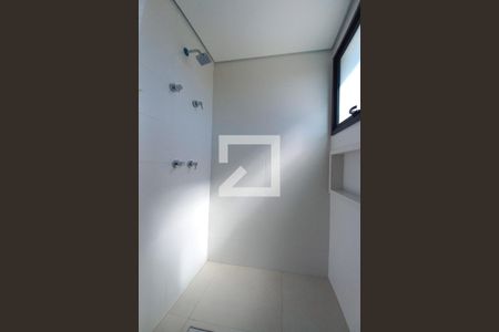 Banheiro da Suíte de apartamento para alugar com 2 quartos, 77m² em Swiss Park, Campinas