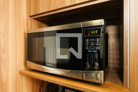 Micro-ondas de kitnet/studio para alugar com 1 quarto, 24m² em Cerqueira César, São Paulo