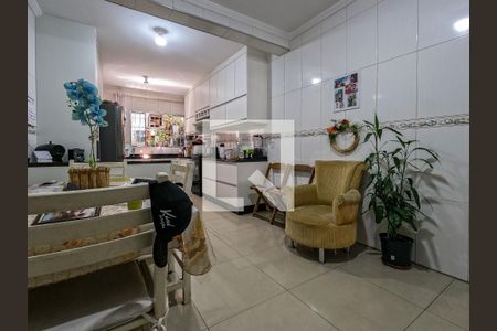 Sala de Jantar de casa para alugar com 2 quartos, 180m² em Vila Cruz das Almas, São Paulo