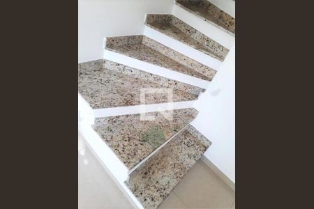 Casa à venda com 3 quartos, 76m² em Vila Renato (Zona Leste), São Paulo