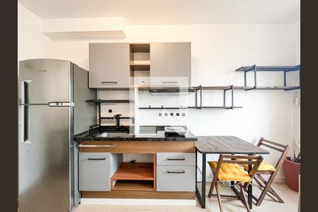 Sala/Cozinha de apartamento para alugar com 1 quarto, 24m² em Pompeia, São Paulo