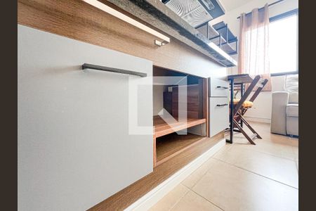 Sala/Cozinha de apartamento para alugar com 1 quarto, 24m² em Pompeia, São Paulo