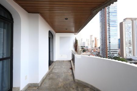 Sacada de apartamento à venda com 4 quartos, 280m² em Tatuapé, São Paulo