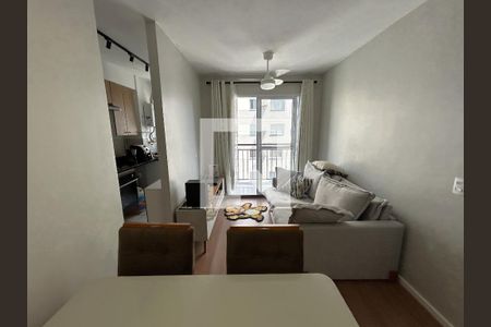Sala de apartamento para alugar com 1 quarto, 35m² em Todos Os Santos, Rio de Janeiro