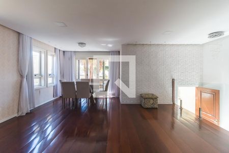 Sala de casa de condomínio para alugar com 3 quartos, 300m² em Vila Oliveira, Mogi das Cruzes